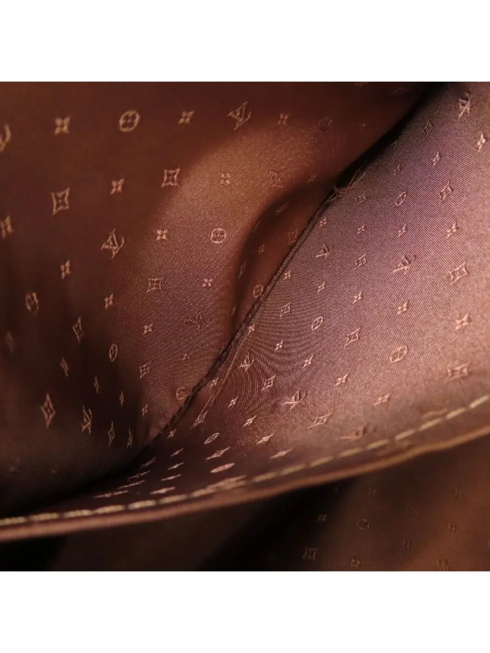Louis Vuitton Lockit MM Handbag Suhali